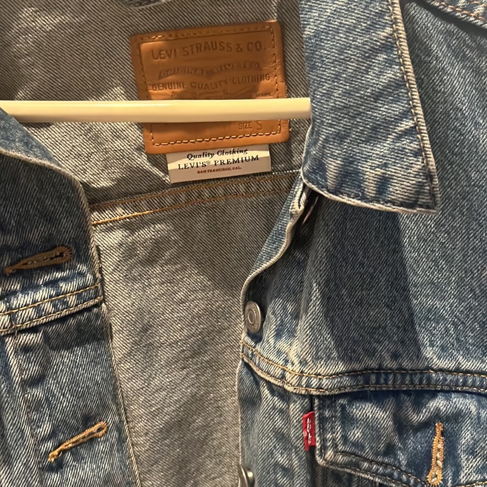 Authentic Levi Cropped Jacket - image 2